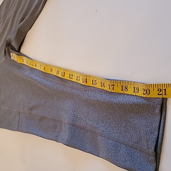 Yoga pants bundle: 2, All In Motion, capri leggings, with side pockets. Size XS. - Picture 3 of 6